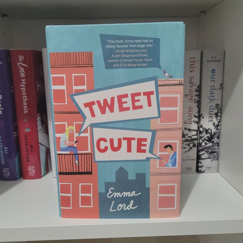 Tweet Cute by Emma Lord, Hardcover | Pangobooks