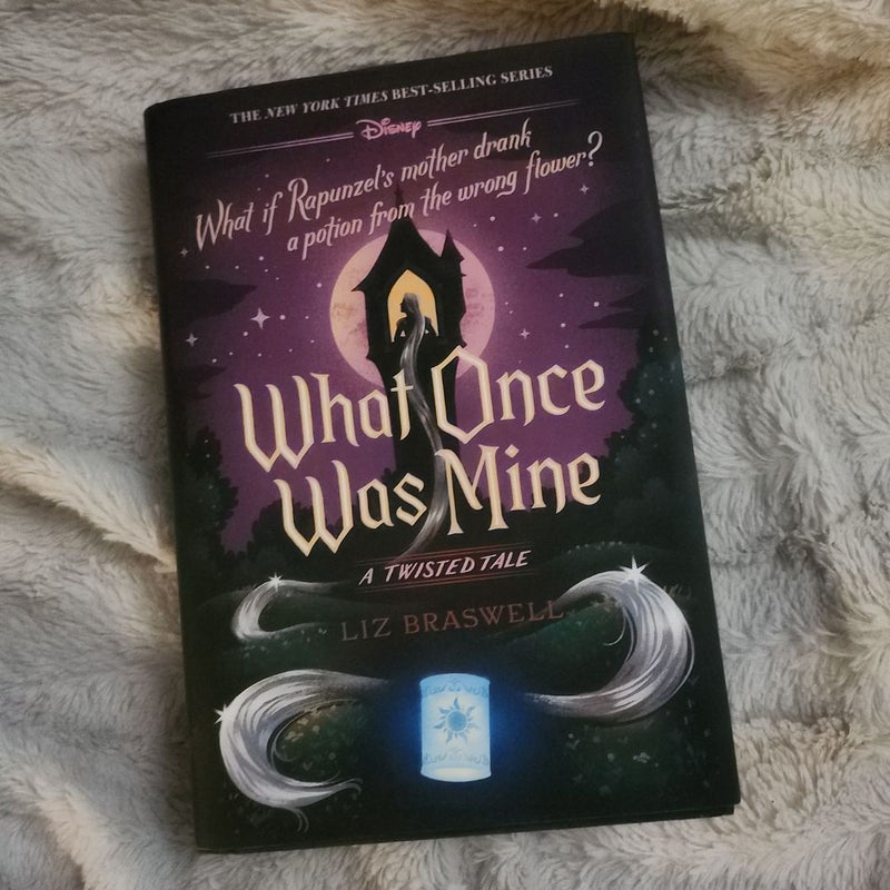 Disney Twisted Tales book set ( 9 books )
