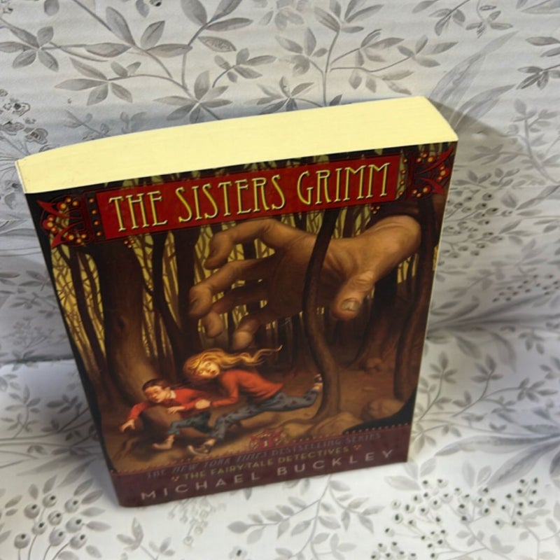 The Sisters Grimm: the Fairy-Tale Detective - #1