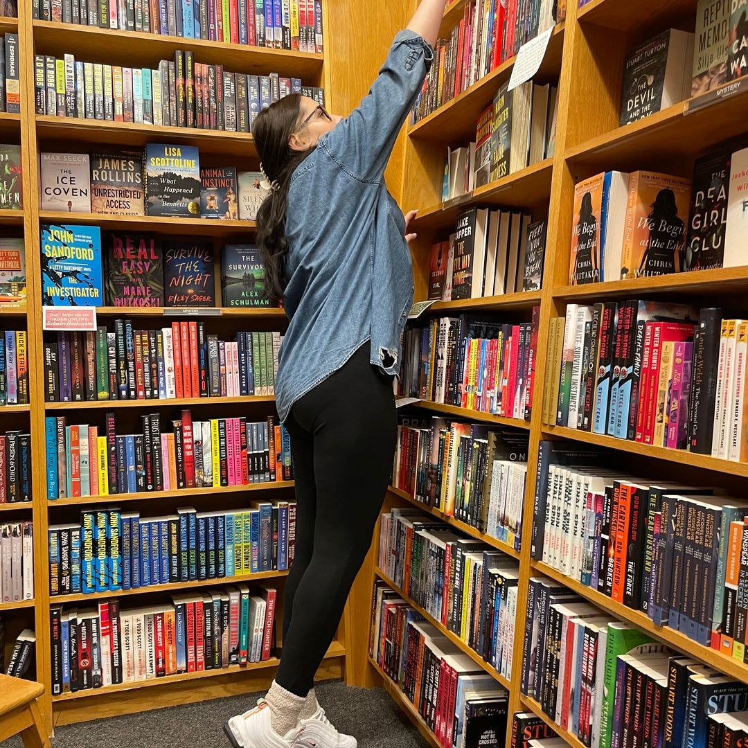 El’s Bookshelf 📖🐉📚