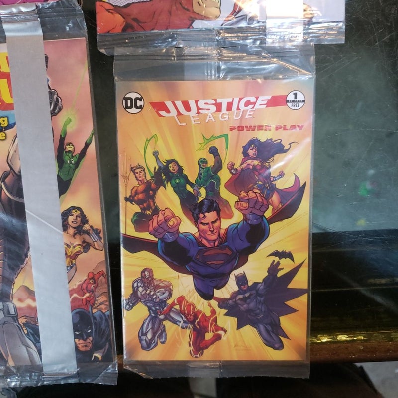 Superman/justive league Ashcans and mini comics 