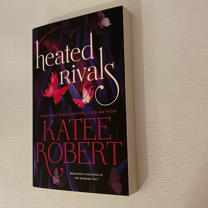 Heated Rivals (previously Published As the Wedding Pact)