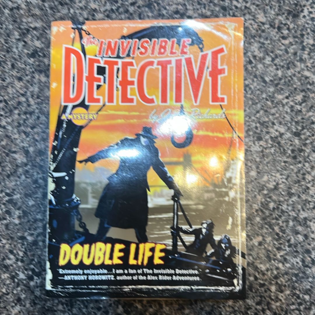 The invisible detective