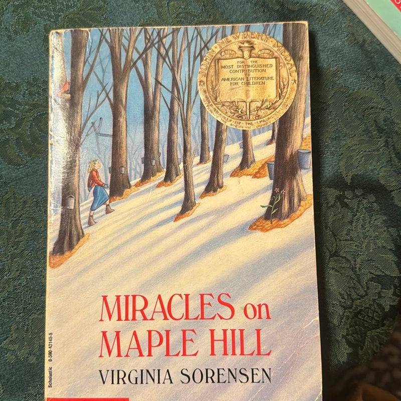 Miracles on Maple Hill