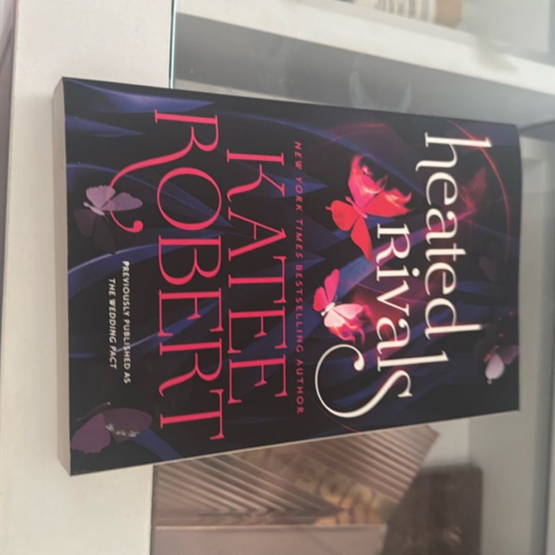 Heated Rivals (previously Published As the Wedding Pact)