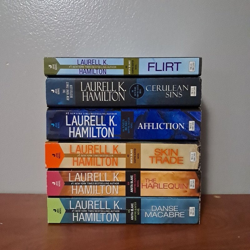 Vampire Hunter Series: Bundle of 6 PB