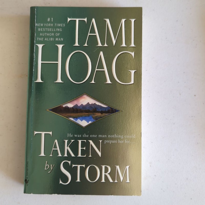 Tami Hoag Paperbacks X 4