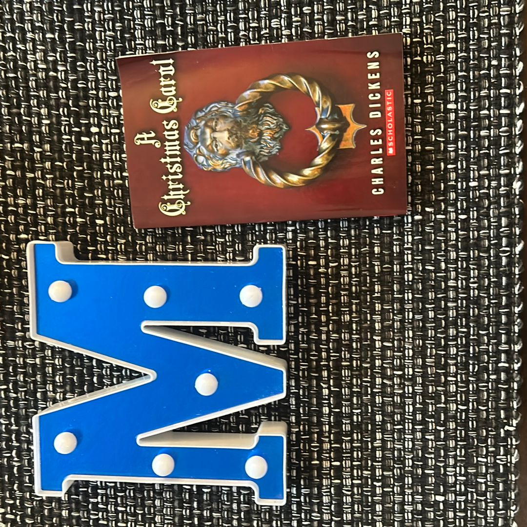 Charles Dickens' a Christmas Carol