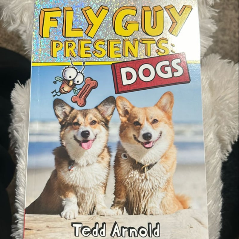 Fly Guy Presents: Dogs