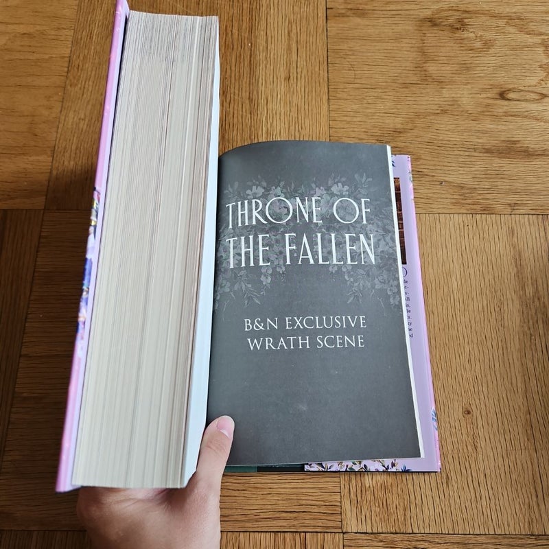 Barnes and Noble Exclusive Throne of the Fallen