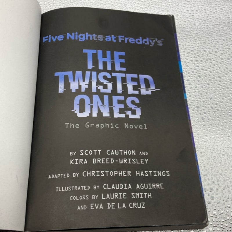 The Twisted Ones (Five Nights at Freddy's Graphic Novel #2)