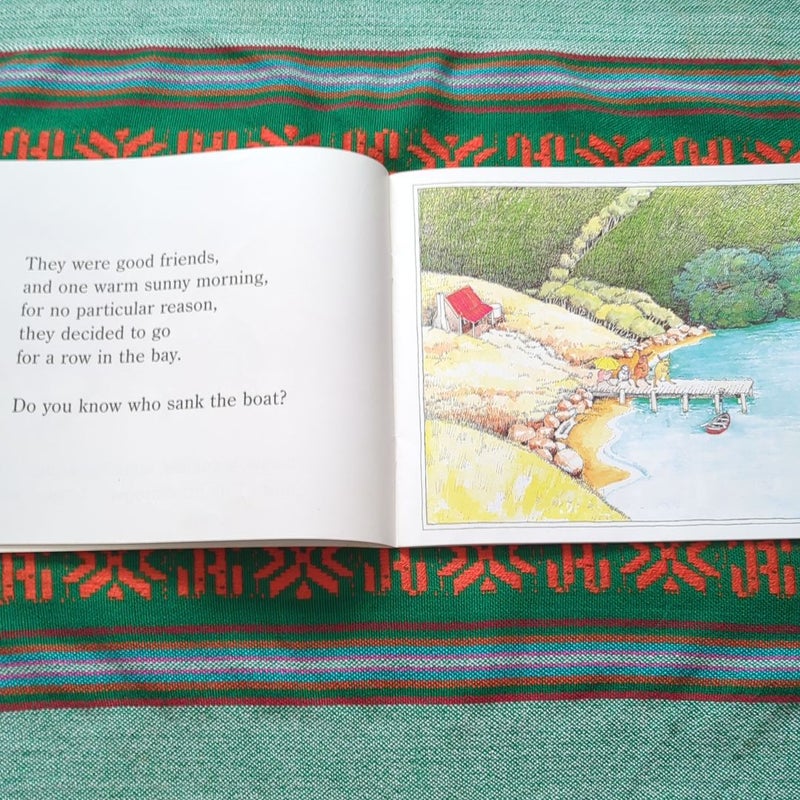 Who Sank the Boat? by Pamela Allen, Paperback Pangobooks