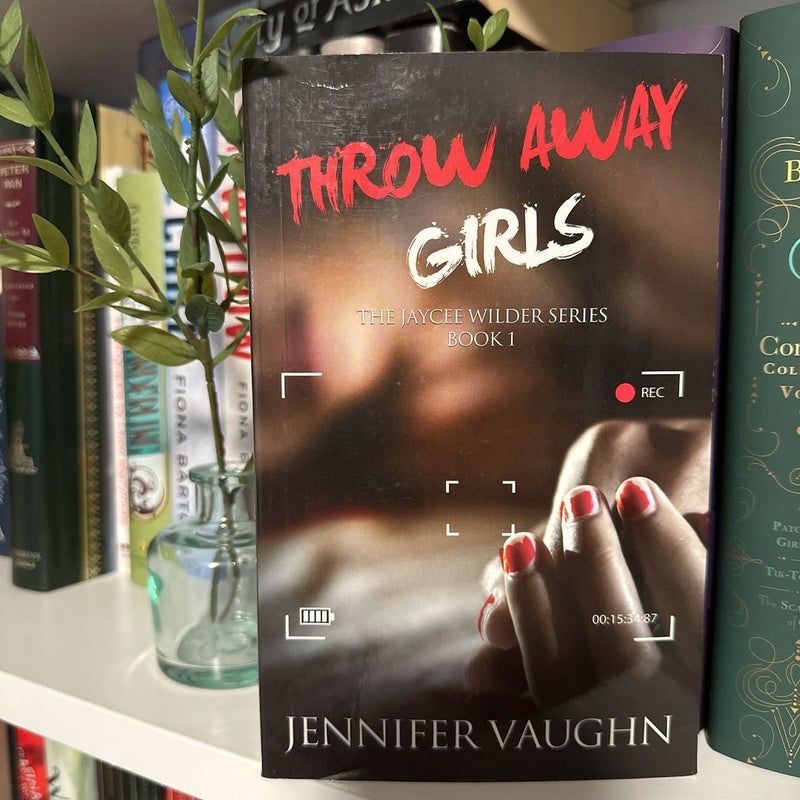 Throw Away Girls by Jennifer Vaughn, Paperback Pangobooks