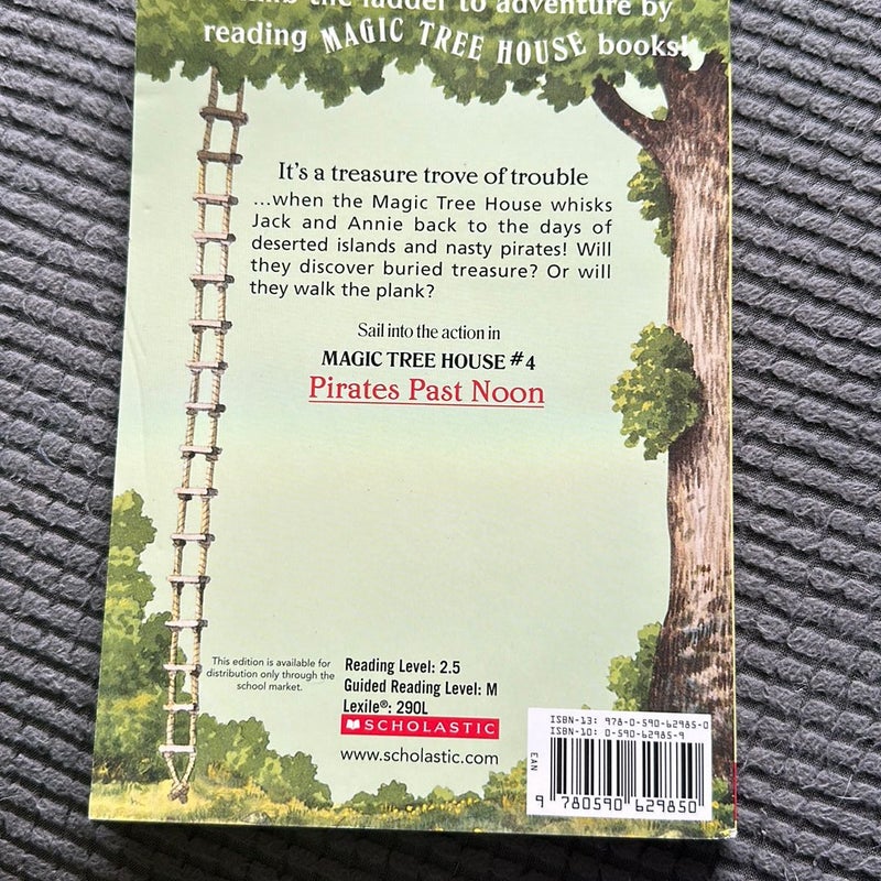 Magic Tree House #4: Pirates Past Noon