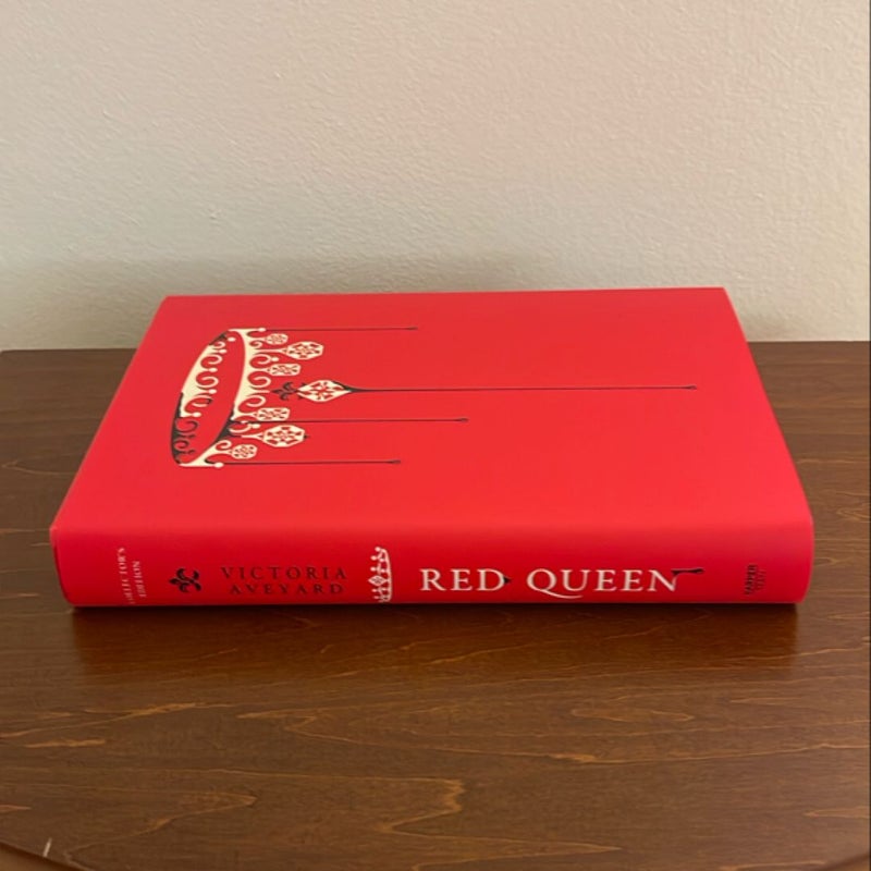 Red Queen Collector's Edition