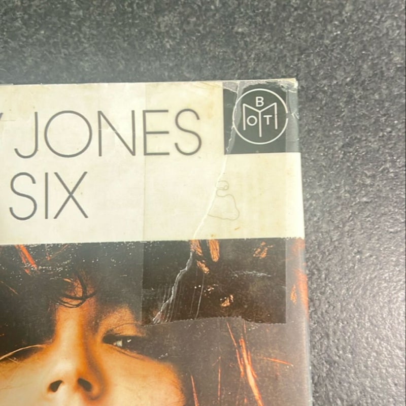 Daisy Jones and the Six