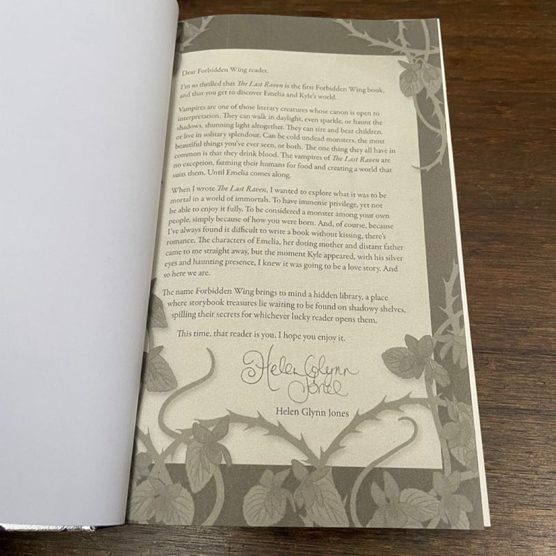 The Forbidden Wing ( Locked Library ) - The Last Raven by Helen Glynn Jones