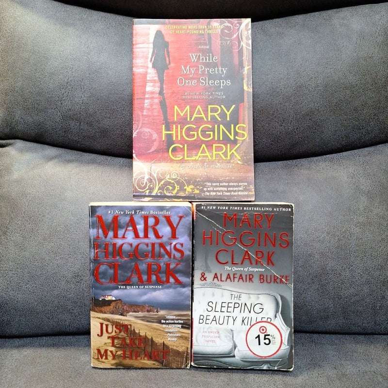 3 Mary Higgins Clark Bundle lot set. While My Pretty One Sleeps, The Sleeping Beauty Killer and Just Take My Heart