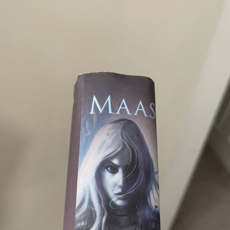 Throne Of Glass First Edition