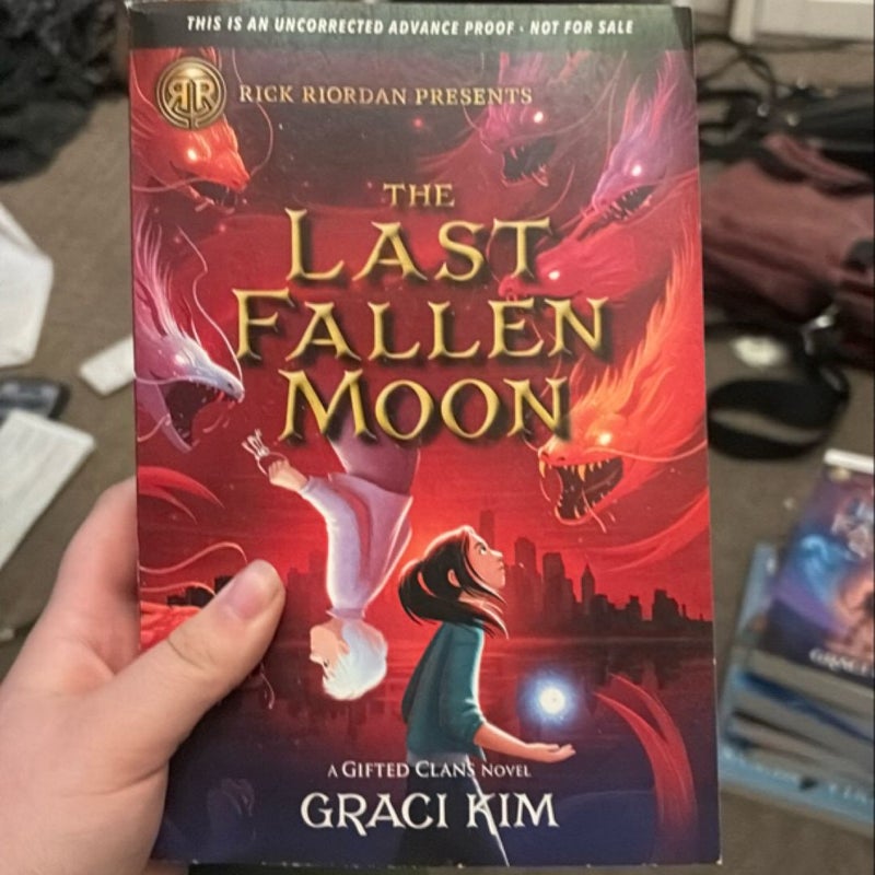 The Last Fallen Moon (a Gifted Clans Novel)