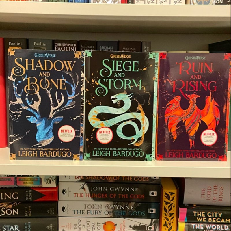 The Shadow and Bone Trilogy Boxed Set