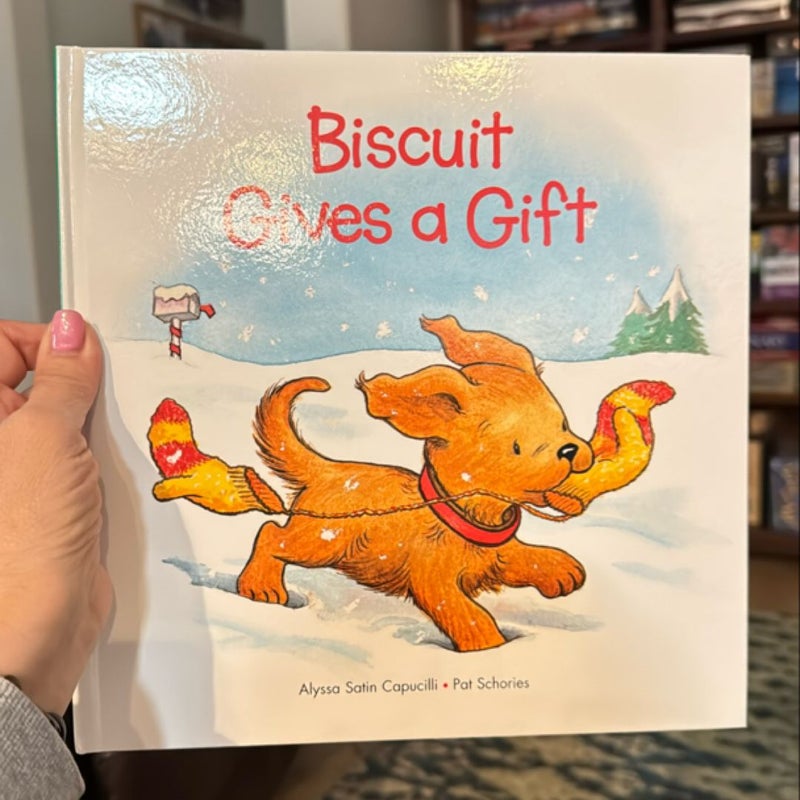 Biscuit Gives a Gift