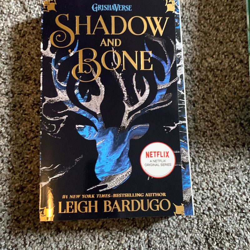 The Shadow and Bone Trilogy Boxed Set