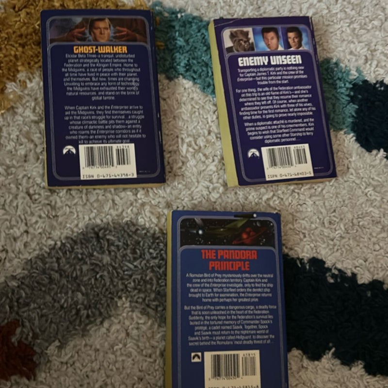 Star trek book lot (3)