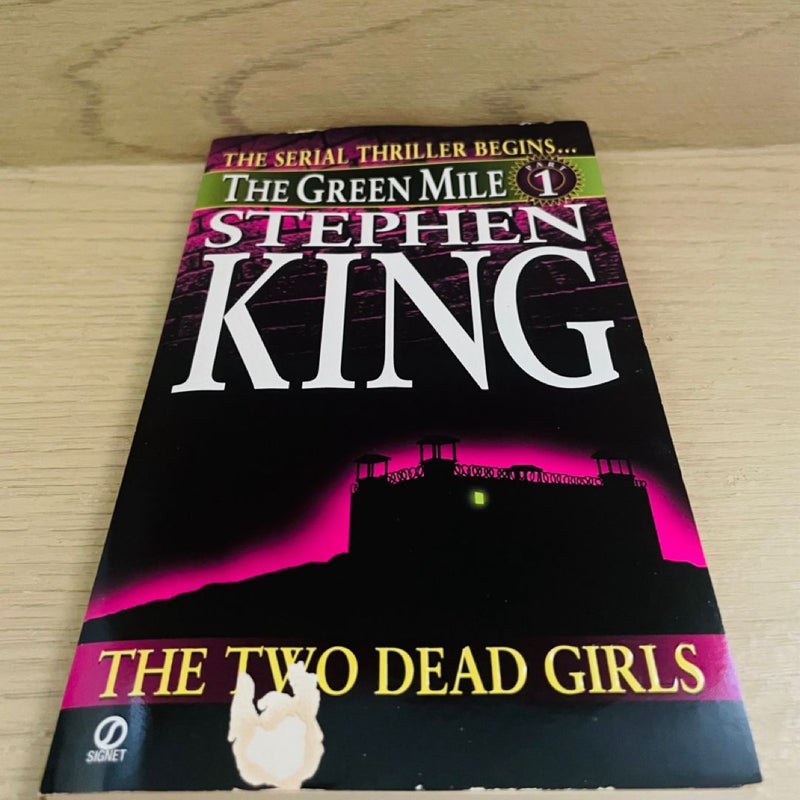 The Green Mile Parts 1-4 Bundle-Lot of 4; The Two Dead Girls, The House on the Mile, Coffey’s Hands, The Bad Death of Eduard Delacroix