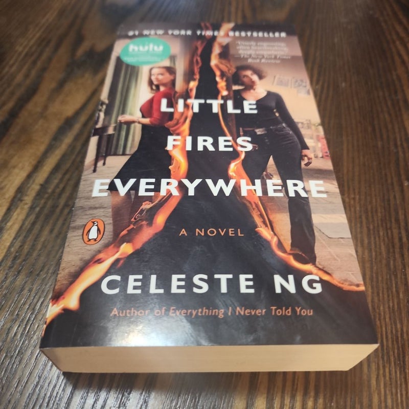 Little Fires Everywhere (Movie Tie-In)