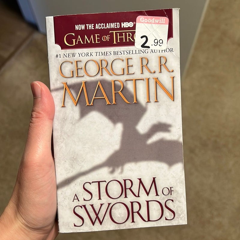 A Storm of Swords (HBO Tie-In Edition): a Song of Ice and Fire: Book Three