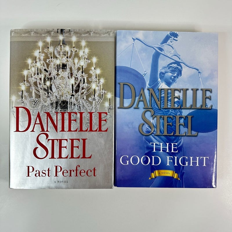 Danielle Steel book bundle, Lot of 4 books