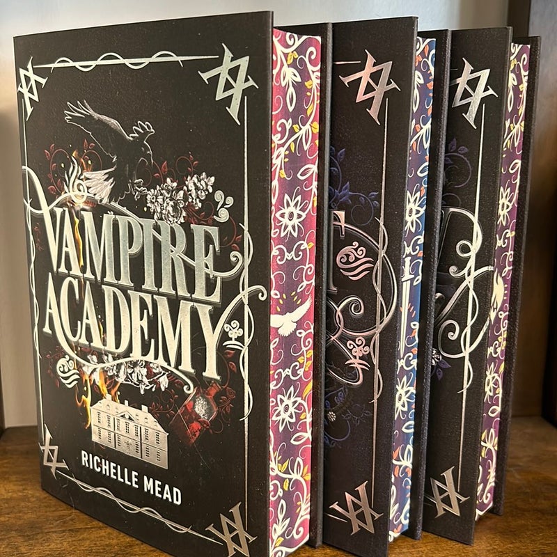 Vampire Academy (Fairyloot)