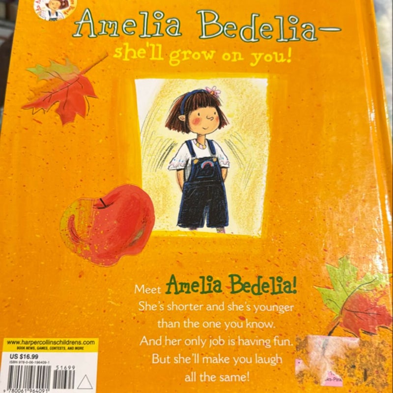 Amelia Bedelia's First Apple Pie