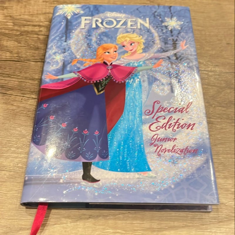 Disney Frozen: Special Edition Junior Novelization (Disney Frozen)