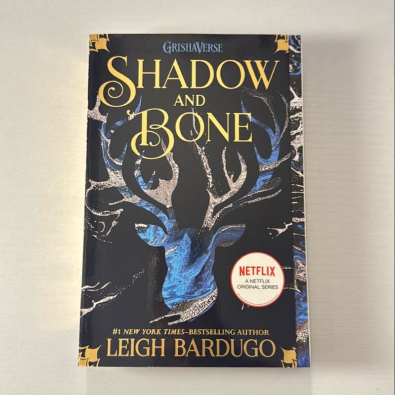 The Shadow and Bone Trilogy Boxed Set