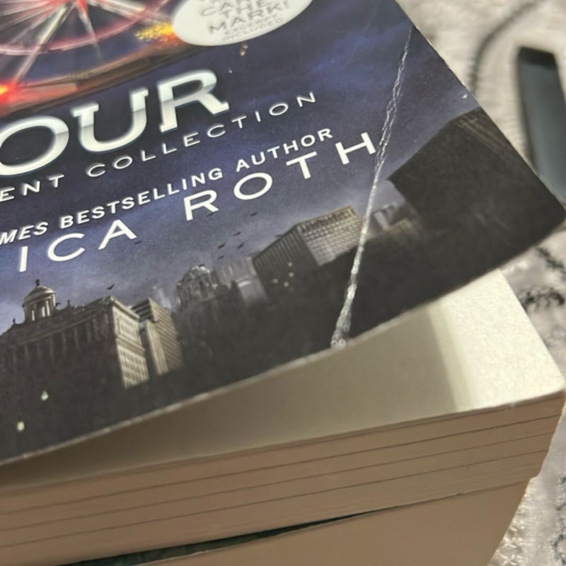 Divergent Series Four-Book Paperback Box Set