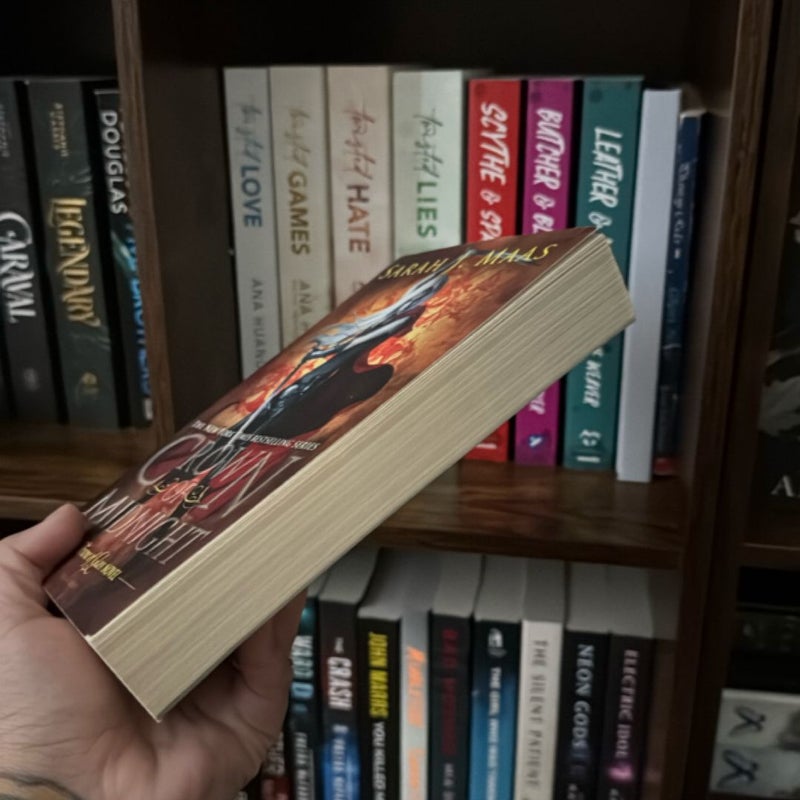 Crown of Midnight (OOP) 