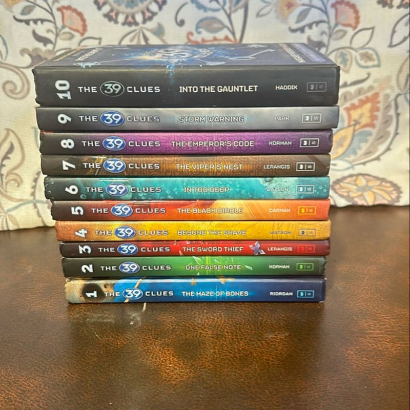 39 Clues Box set of 1-10