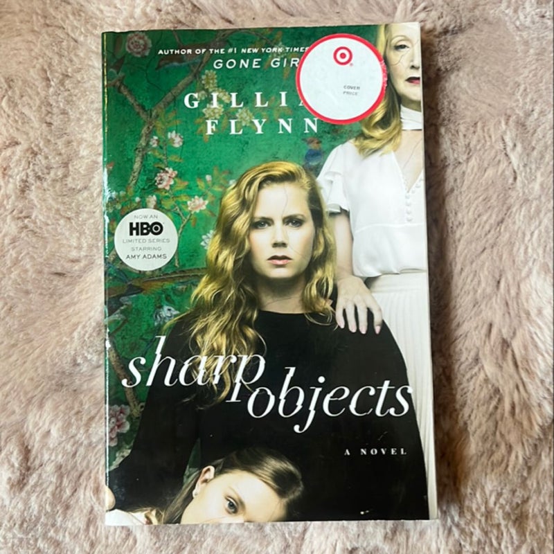 Sharp Objects (Movie Tie-In)