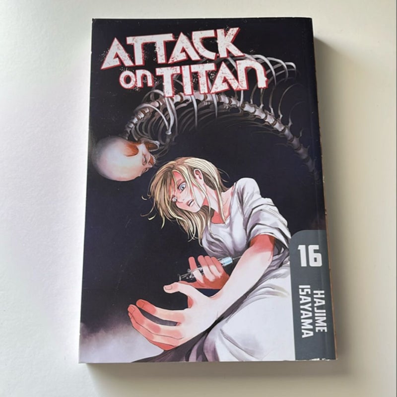 Attack on Titan 16