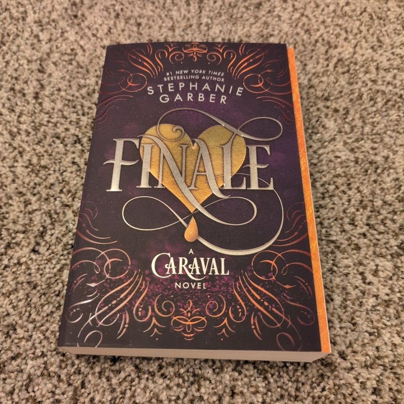 Caraval Paperback Boxed Set