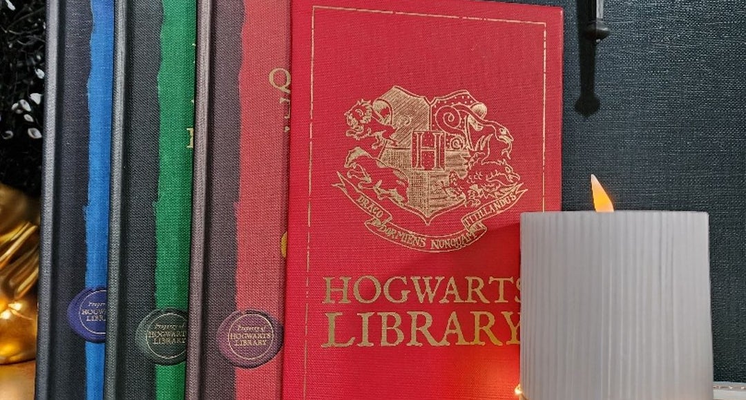 Hogwarts library book discount set