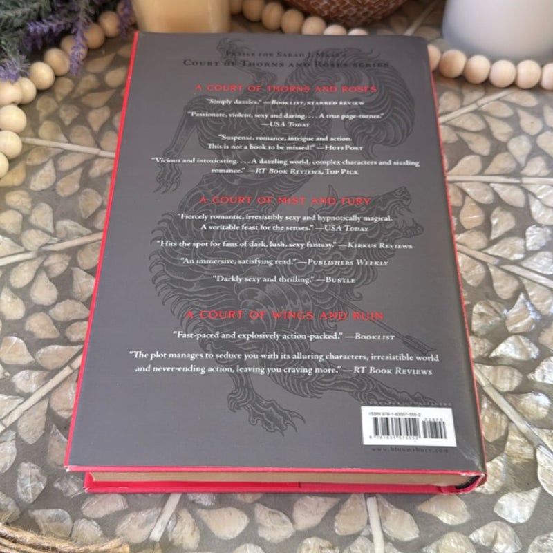 A Court of Thorns and Roses