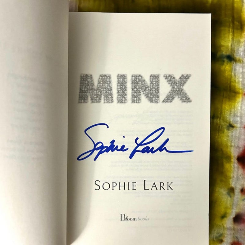 Minx (Signed)