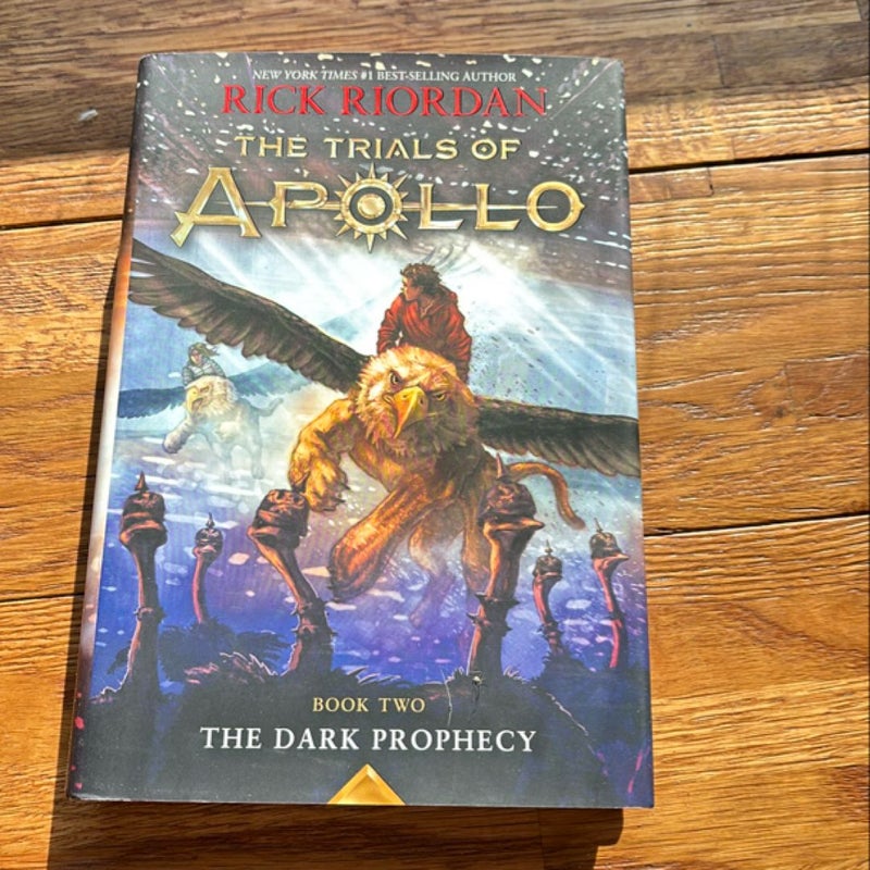 Trials of Apollo, the Book Two the Dark Prophecy (Trials of Apollo, the Book Two)