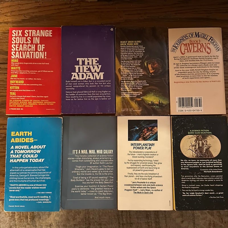 Lot of 8 sci-fi books