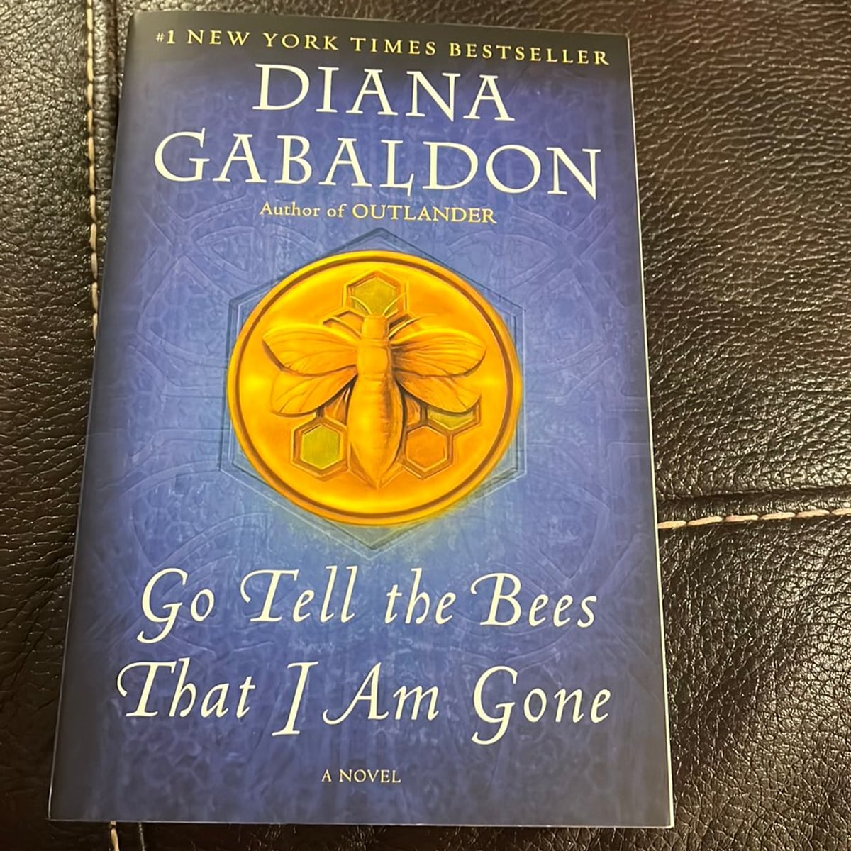 Go tell the bees that i am gone by diana gabaldon paperback pangobooks