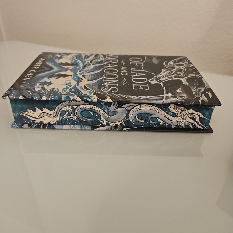 Illumicrate: Of Jade and Dragons Signed Special Edition