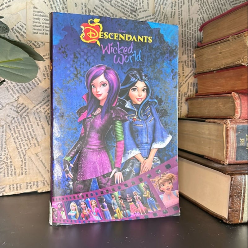 Disney Descendants Wicked World Wish Granted Cinestory Comic